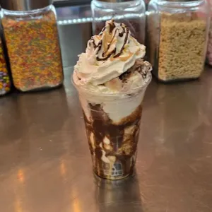 Kinder Craze Sundae 